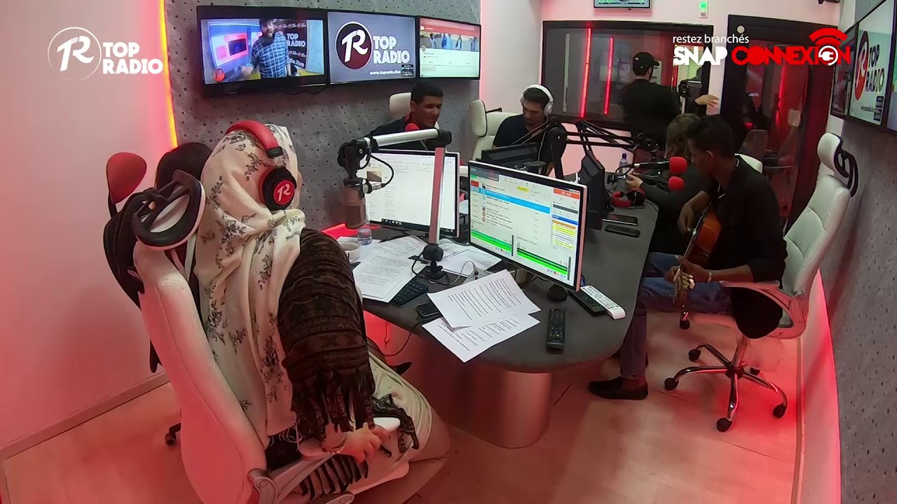 UN MOMENT INOUBLIABE AVEC LA FORMATION IMIDIWAN DE DJANET SUR www.topradio.live