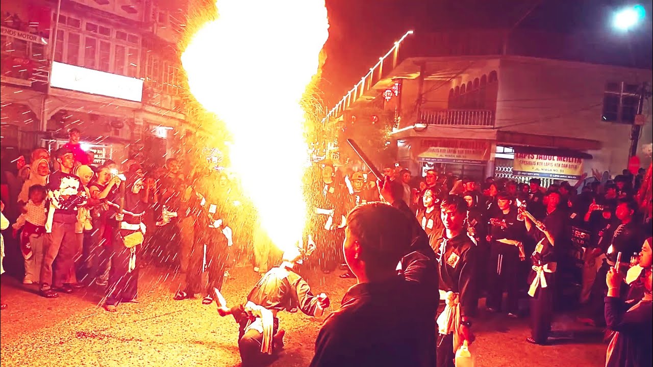 Pawai obor singkawang 2026