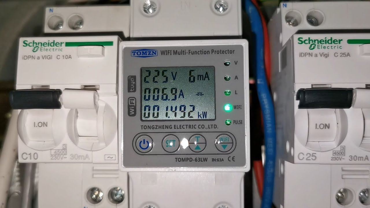 Многофункциональное защитное устройство Tuya WiFi TOMZN со счетчиком энергии и приложением для уп...