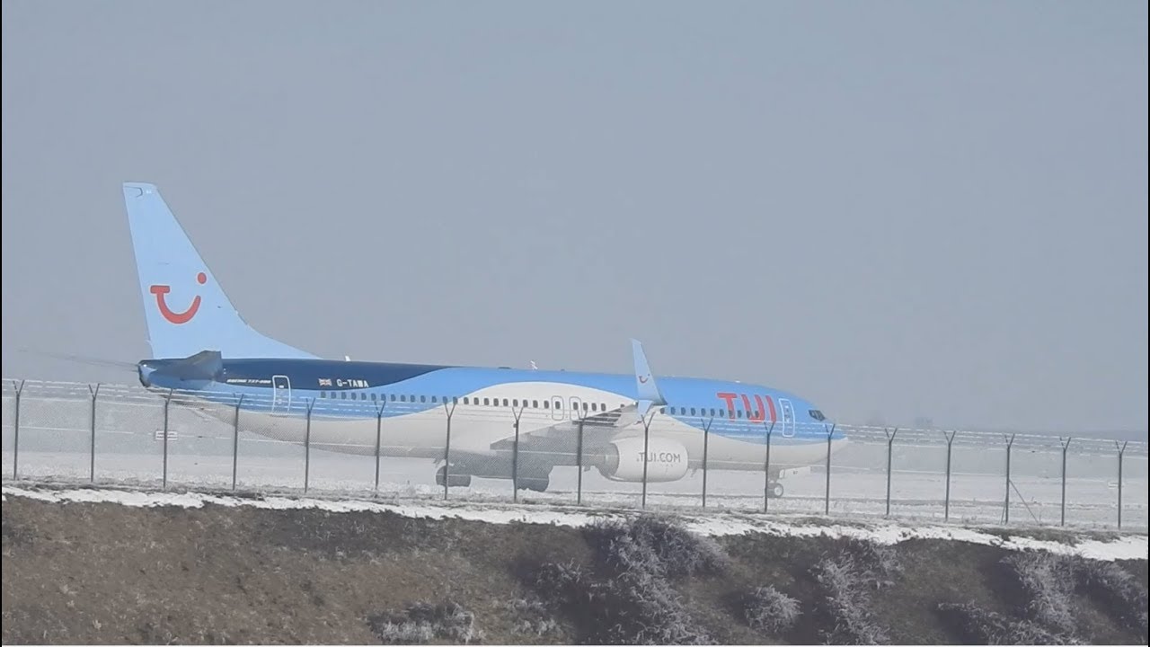 Foggy plane spotting at Sofia int. Airport. With ground movements. (incl. 3 planes at High Altitude)