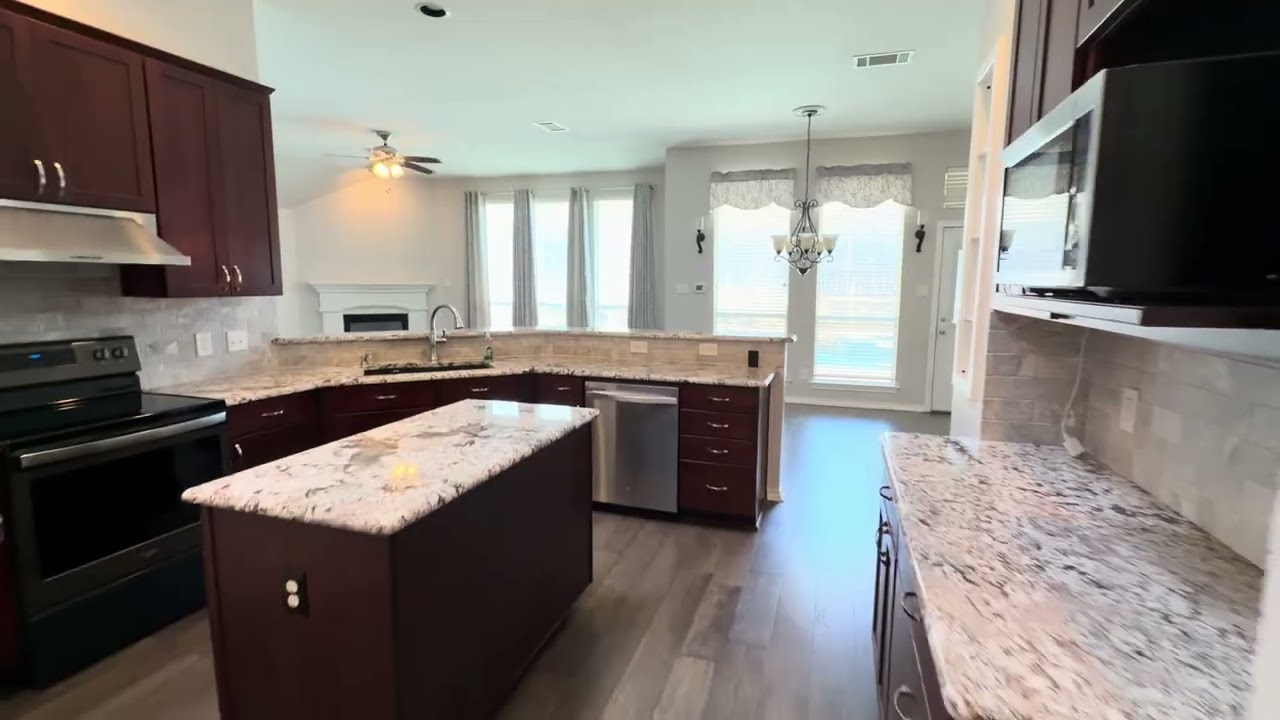 4824 Carolina Trace Trl,  Fort Worth Tx