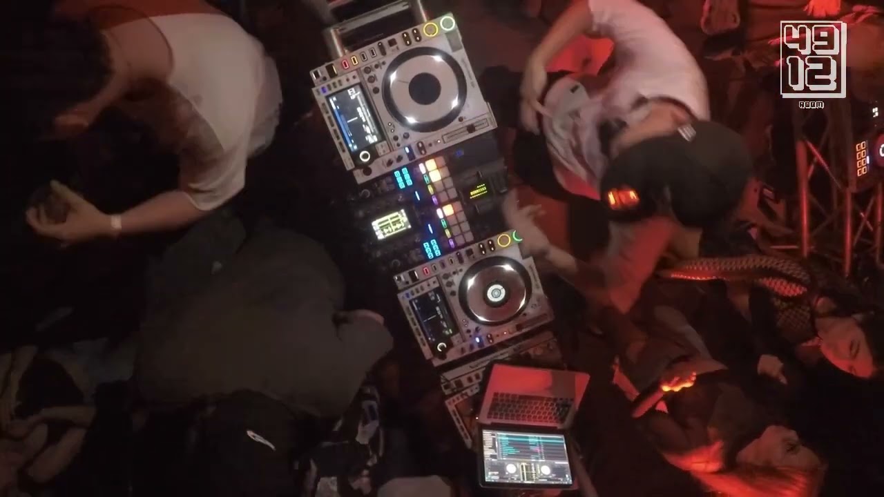 Dj Tornall en la 4912