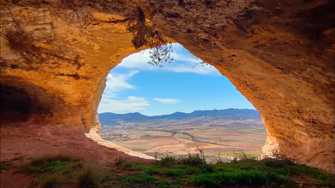 CUEVAS DE ZAÉN.  (MORATALLA-MURCIA) UN VIAJE A LA PREHISTORIA