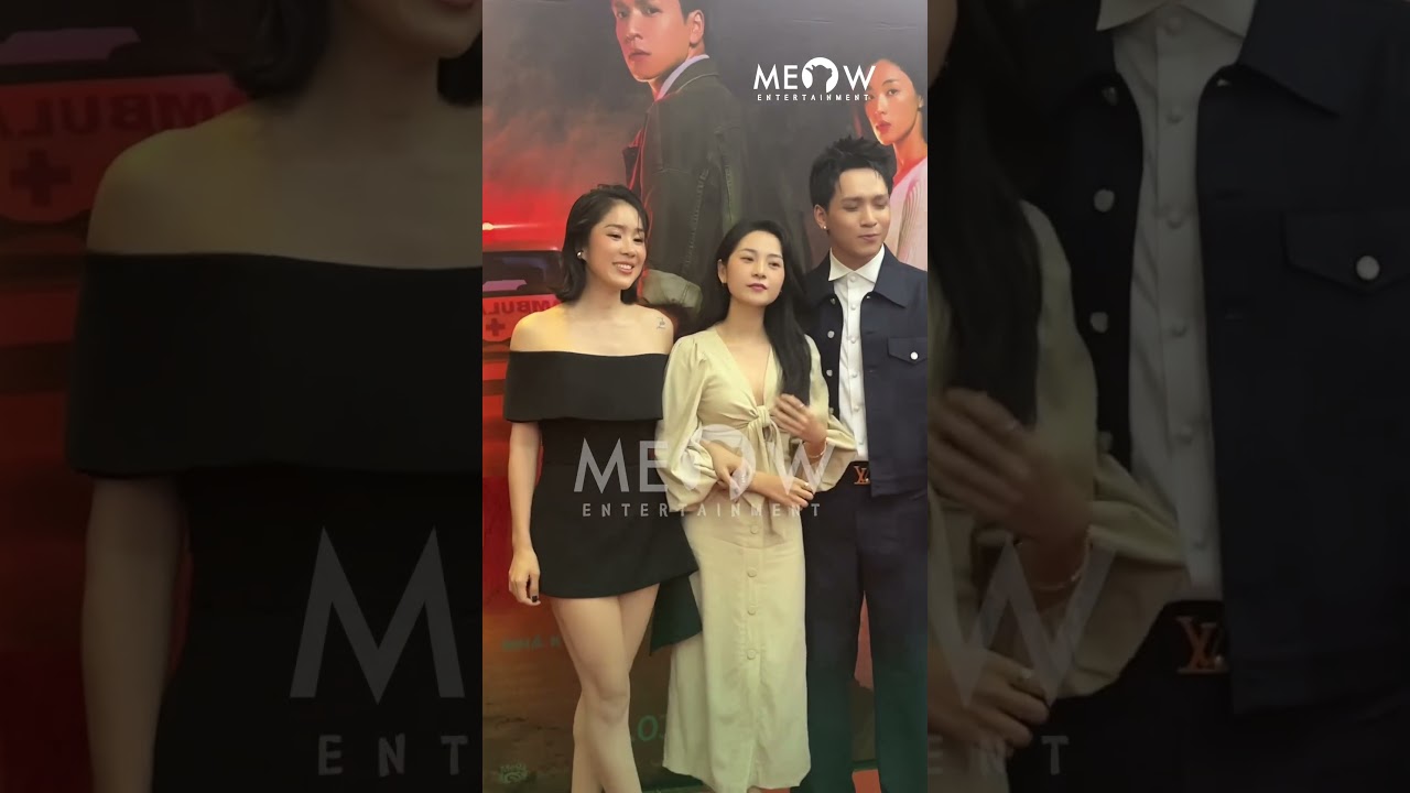 L&ecirc; Phương kiếm Cao Minh Đạt khi thấy Tam Triều D&acirc;ng - Bạch C&ocirc;ng Khanh chụp ảnh couple