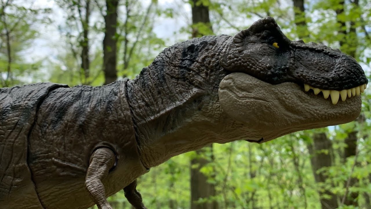 Jurassic World Dominion Trash N' Devour Tyrannosaurus Rex Review