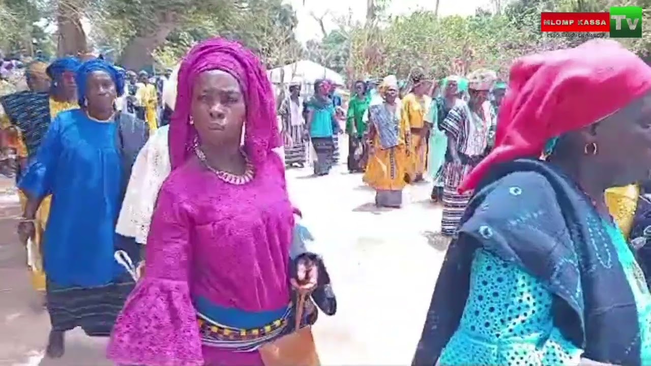 Les femmes du bois sacrée de mlomp ont rendu un vibrant et dernière hommage à la REINE TITI SAMBOU