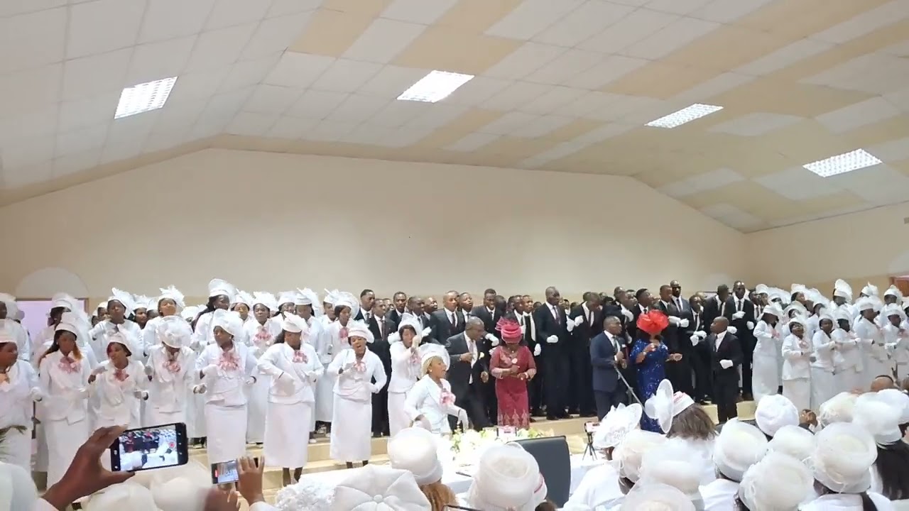 Juventude (Geral do Apóstolo) de Sofala - Tatenda | Ungataira Fala, Unoyenda KaBaba, Unoyenda KuZulu