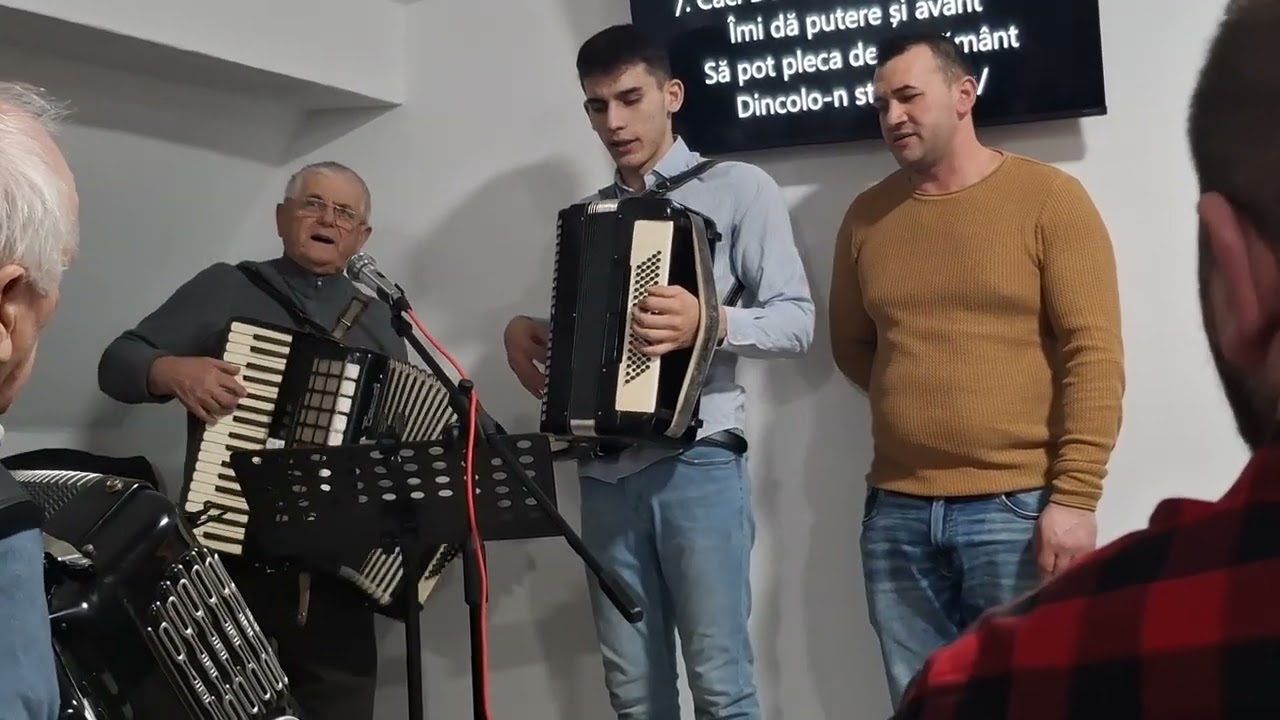 Nădejdea mea e Dumnezeu, cântă Petrica cu grupul 