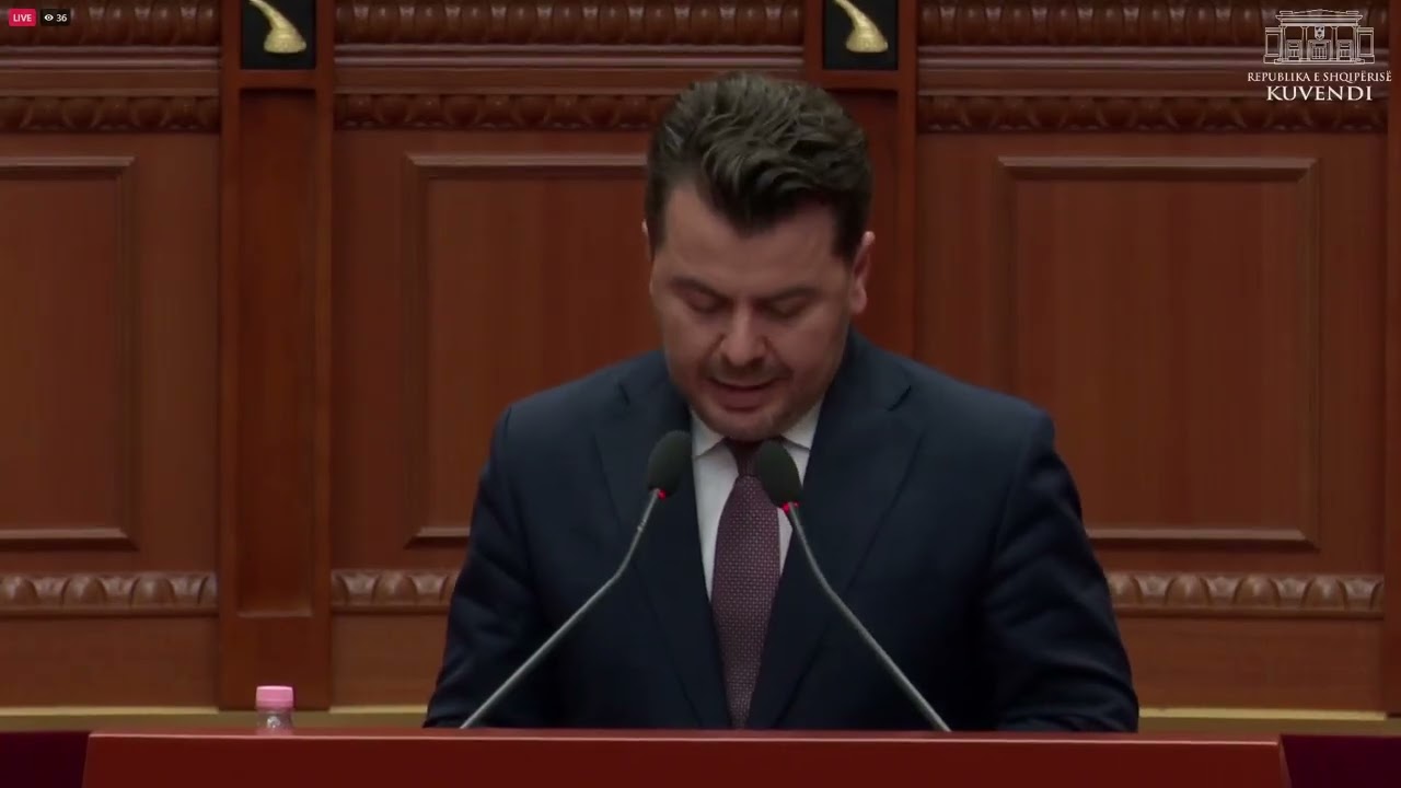 Top Channel / Kapri në Kuvend: Qeveria ju vjedh dhe ju mban të varfër