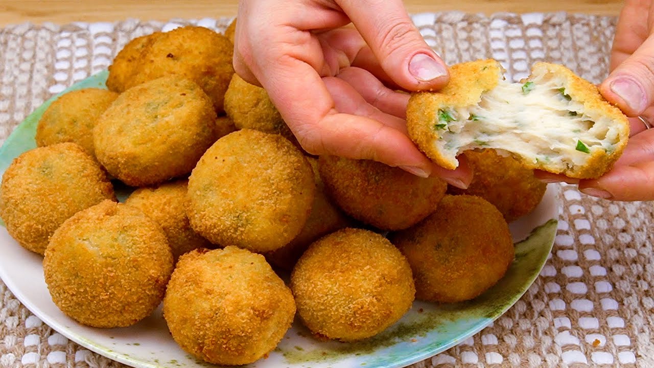 Wenn Sie 3 Kartoffeln haben, bereiten Sie dieses einfache und k&ouml;stliche Kartoffelgericht zu. TopASMR