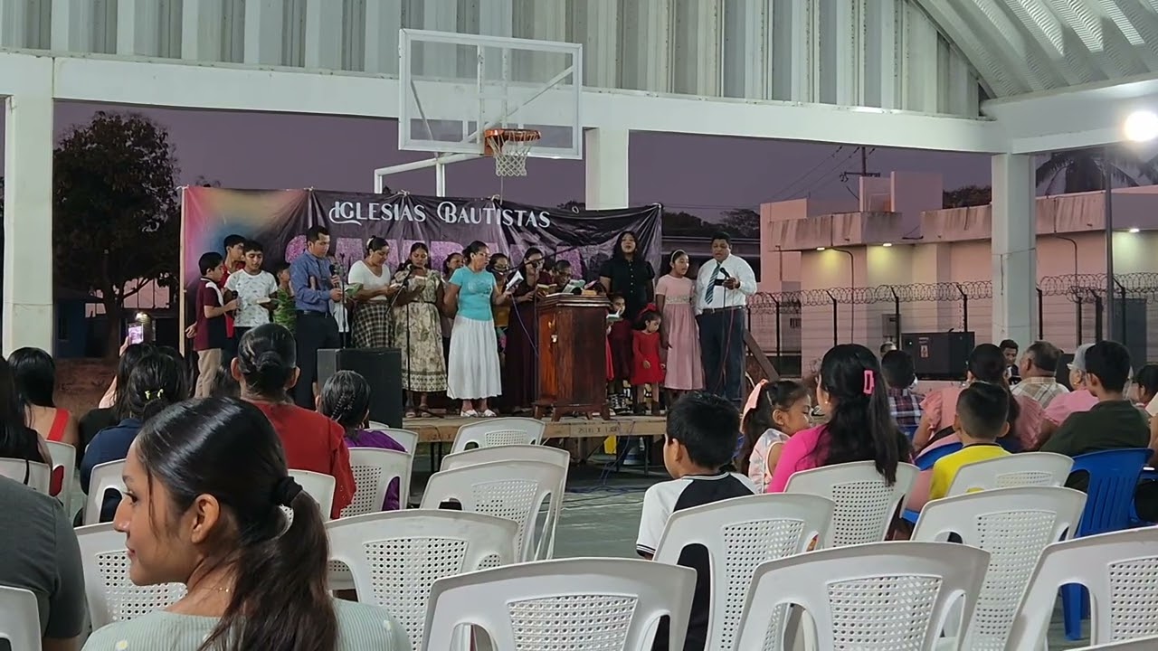 Participación especial de la Iglesia del poblado C20