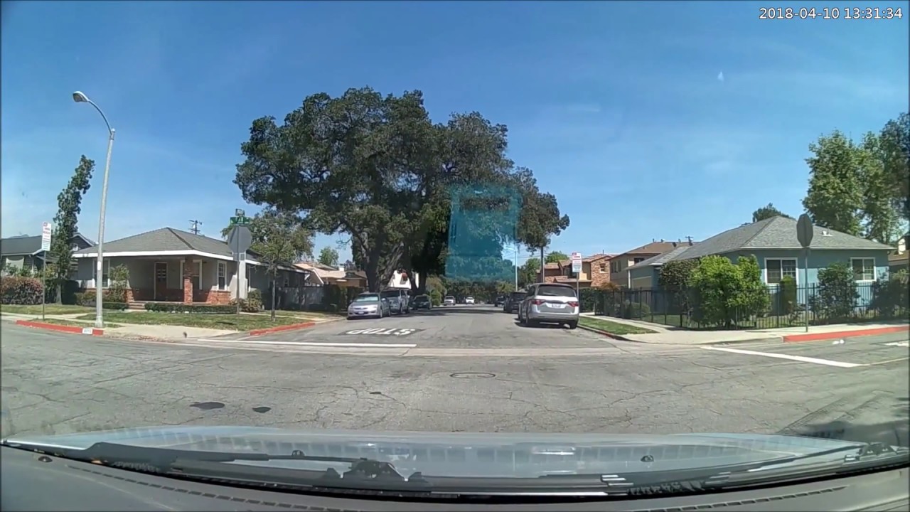 North American Danger Driver - Run 4-way stop sign 4/10/2018