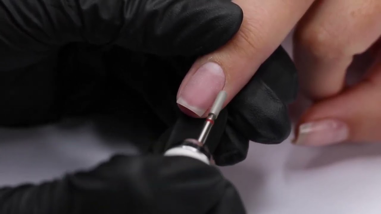 Aprende todo sobre la técnica de Manicura Rusa con Masglo 💅
