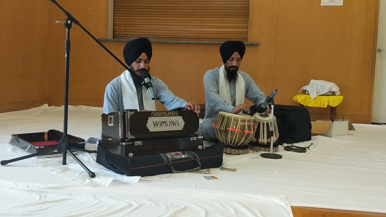 Ho bal bal jaao rameeaa kaaranae
