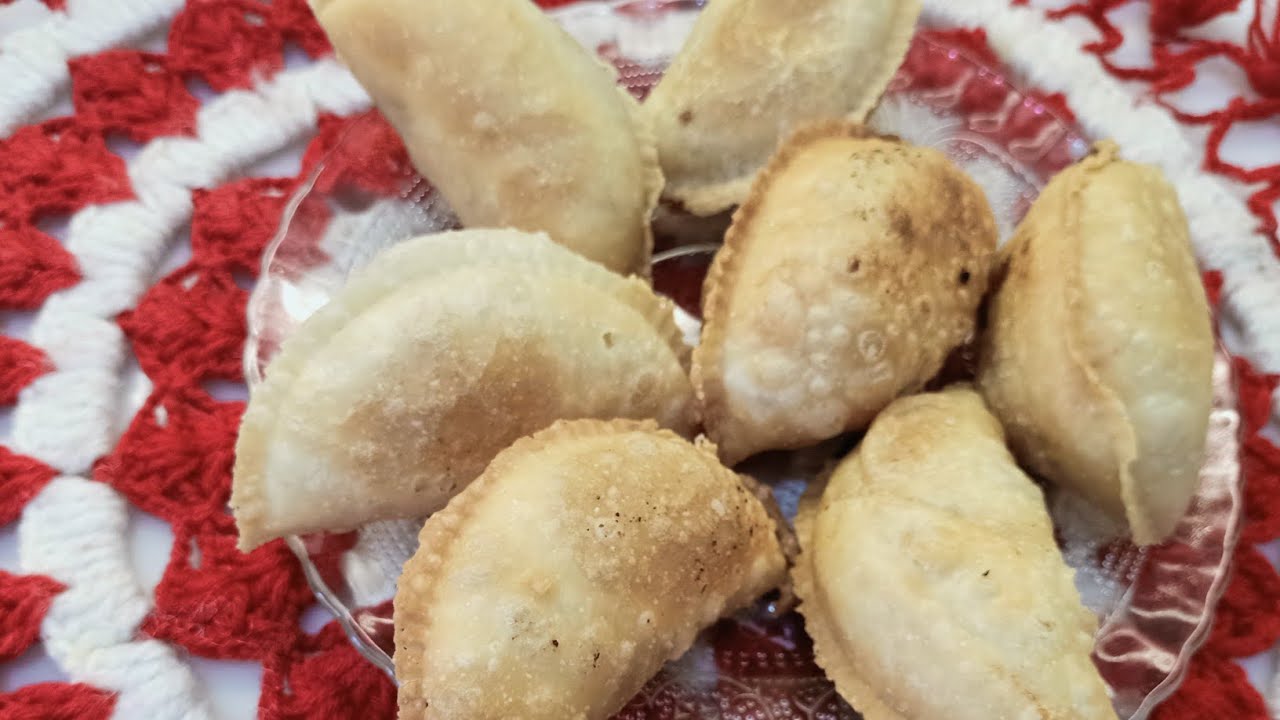 #welcome friends#aa jaye mere Rasoi me #Recipe Gujeya#pssand aaye to pls like comment share bhi 🤗
