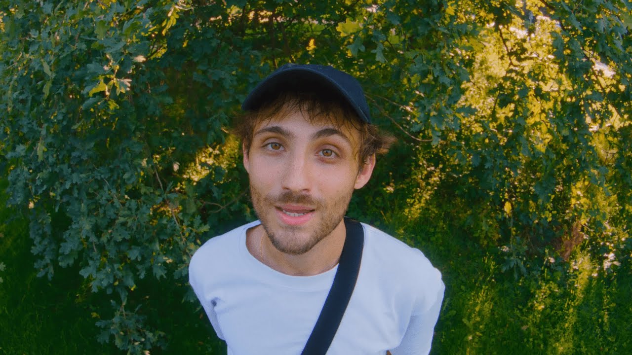 Chris James - Oh My God (Official Music Video)