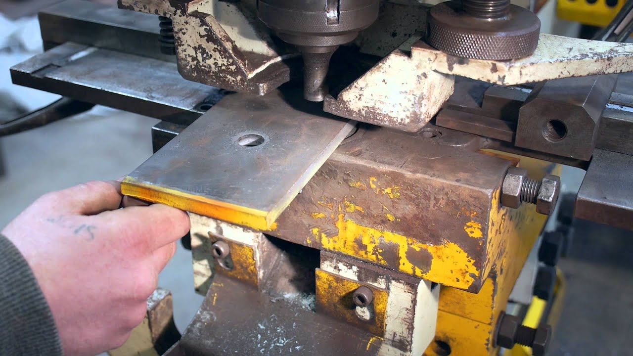 Geka Model Hydracrop 110/A 
Hydraulic Steel Worker