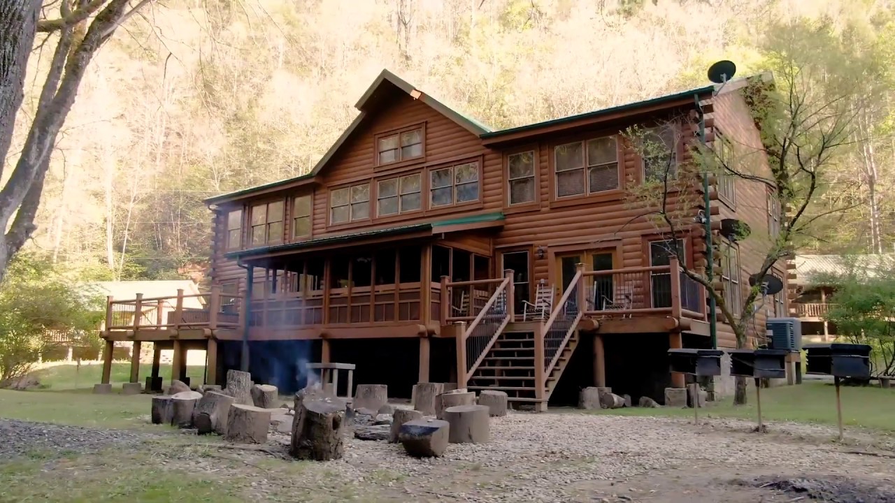 The Lodge at Caney Creek