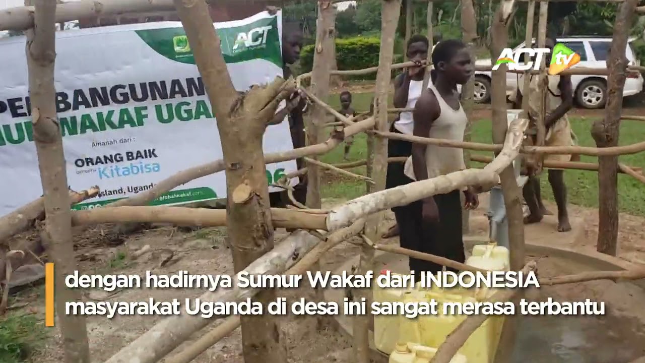 PERCAYA NGGAK  DI UGANDA AFRIKA ADA DERASNYA AIR YANG DIAMBIL DARI SUMUR INDONESIA!