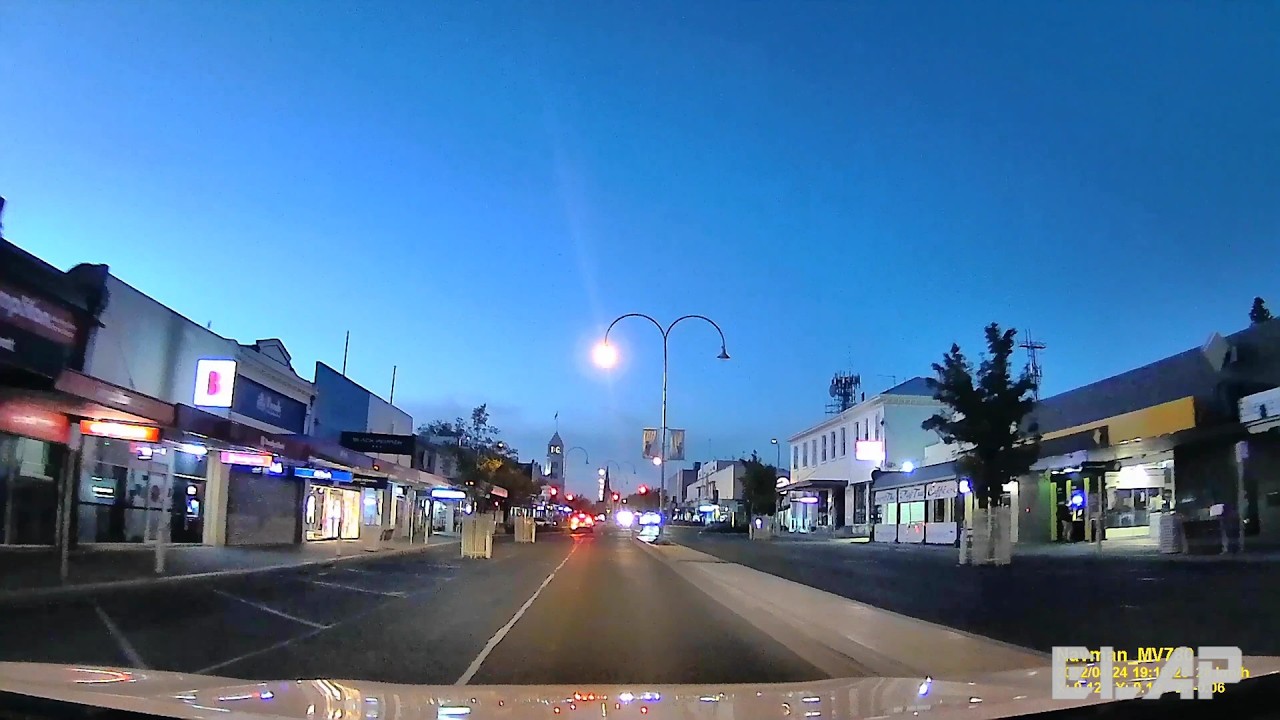 4K DASH CAM AUSTRALIA VICTORIA. Night drive through the city of HORSHAM
