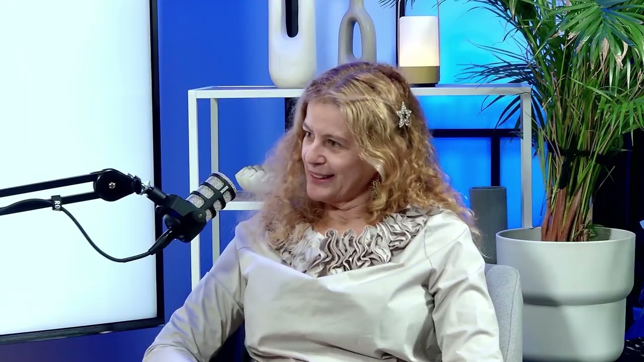 PODCAST: Zakaj v menopavzi  pridobivamo maščobo v trebuhu? I Petra & Leon Meglič