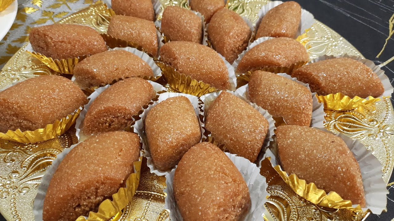 مطبخ دليلة dz_مقروط السميد، المقلة الجزائري مرمل ومعسل حتى للقلب وناجح من اول تجربة Makrout El mekla