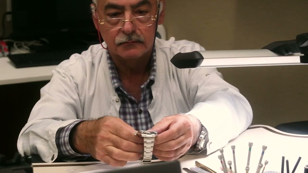 Losing Time? Let Our Watchmakers Return Some!