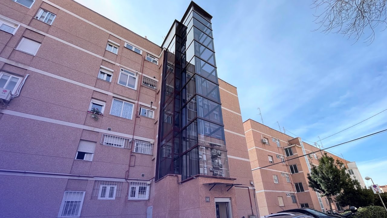 Caso real: Instalaci&oacute;n de ascensor exterior por fachada - DUPLEX
