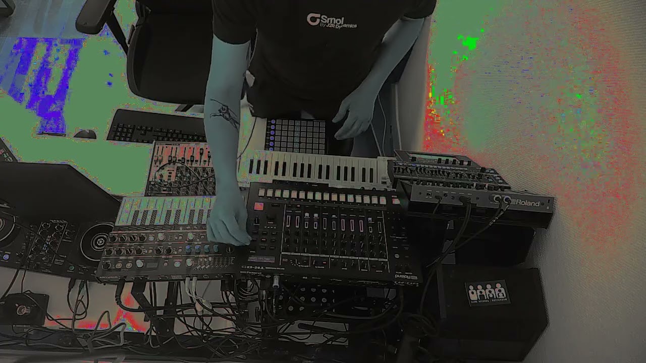 Electro Waves 1