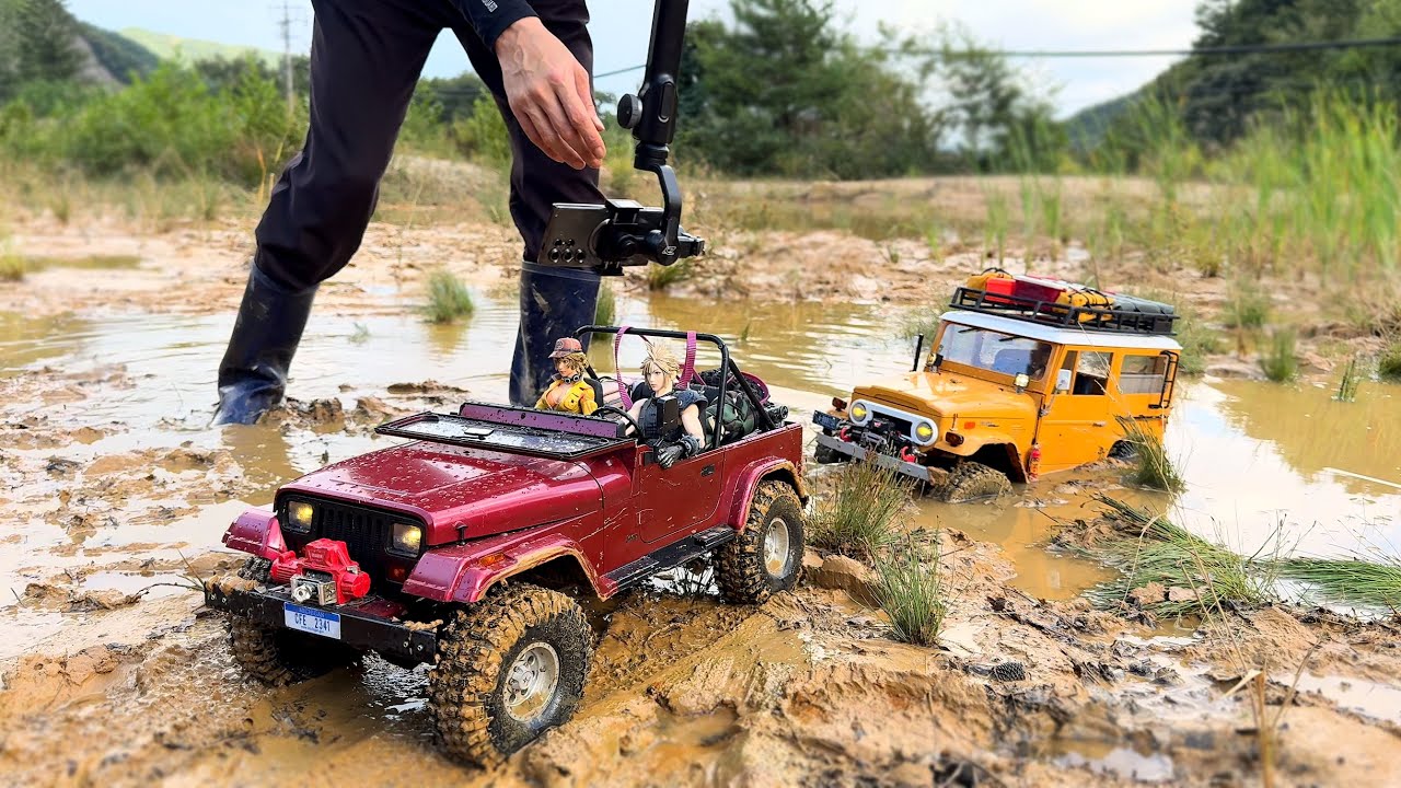 FMS TOYOTA FJ40 & Mashigan Jeep YJ | off road | driving on muddy roads | 4X4 1/10RC Car