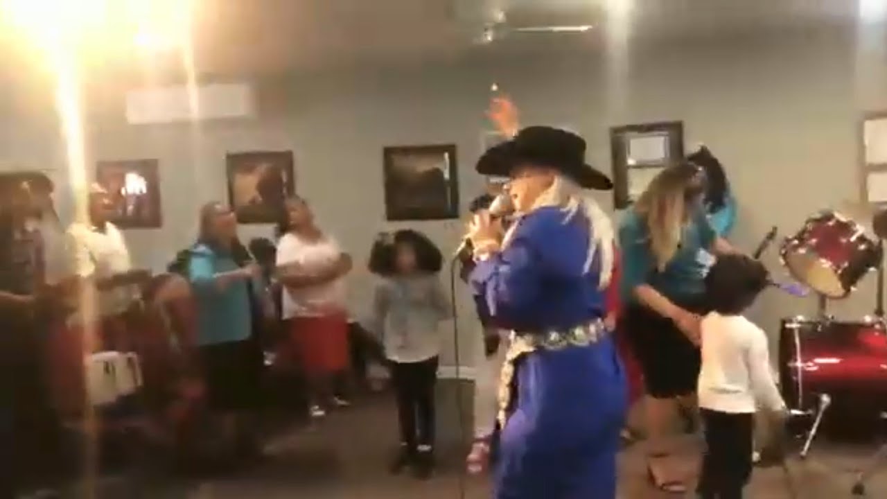 Esta lucecita... ¡En vivo desde Fort Worth!