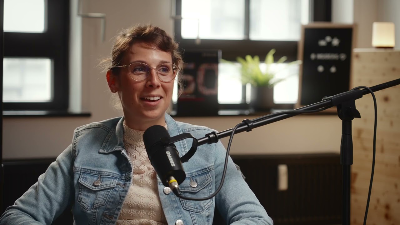 Intralogistics Insiders #1: Human/Robot interactions and acceptance (with Jana Jost)