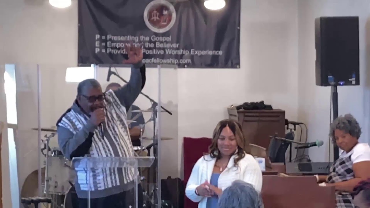 Welcome to Sunday morning service at Open Arms