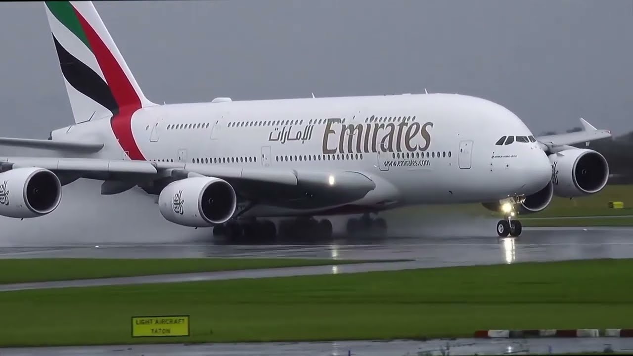 Emirates Airbus A380-800 Heavy Takeoff | Engine Alliance GP7000 Sound