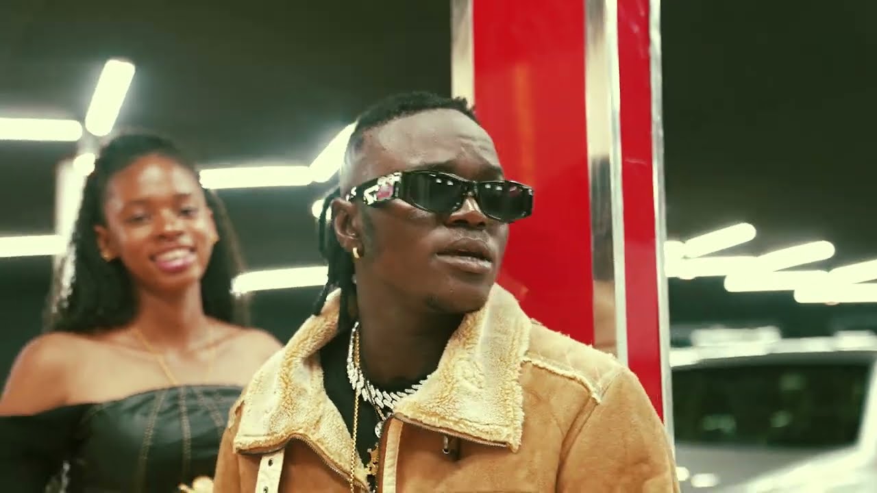 FATÔ DIAMATIGUI - ( Clip Officiel ) BADEMBA SYLLA SUPER AUTO