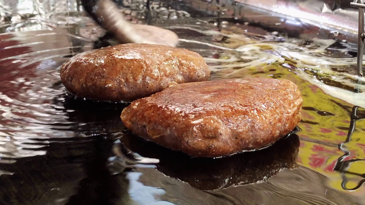 Жевательные сладкие блины (Hotteok) - корейская уличная еда