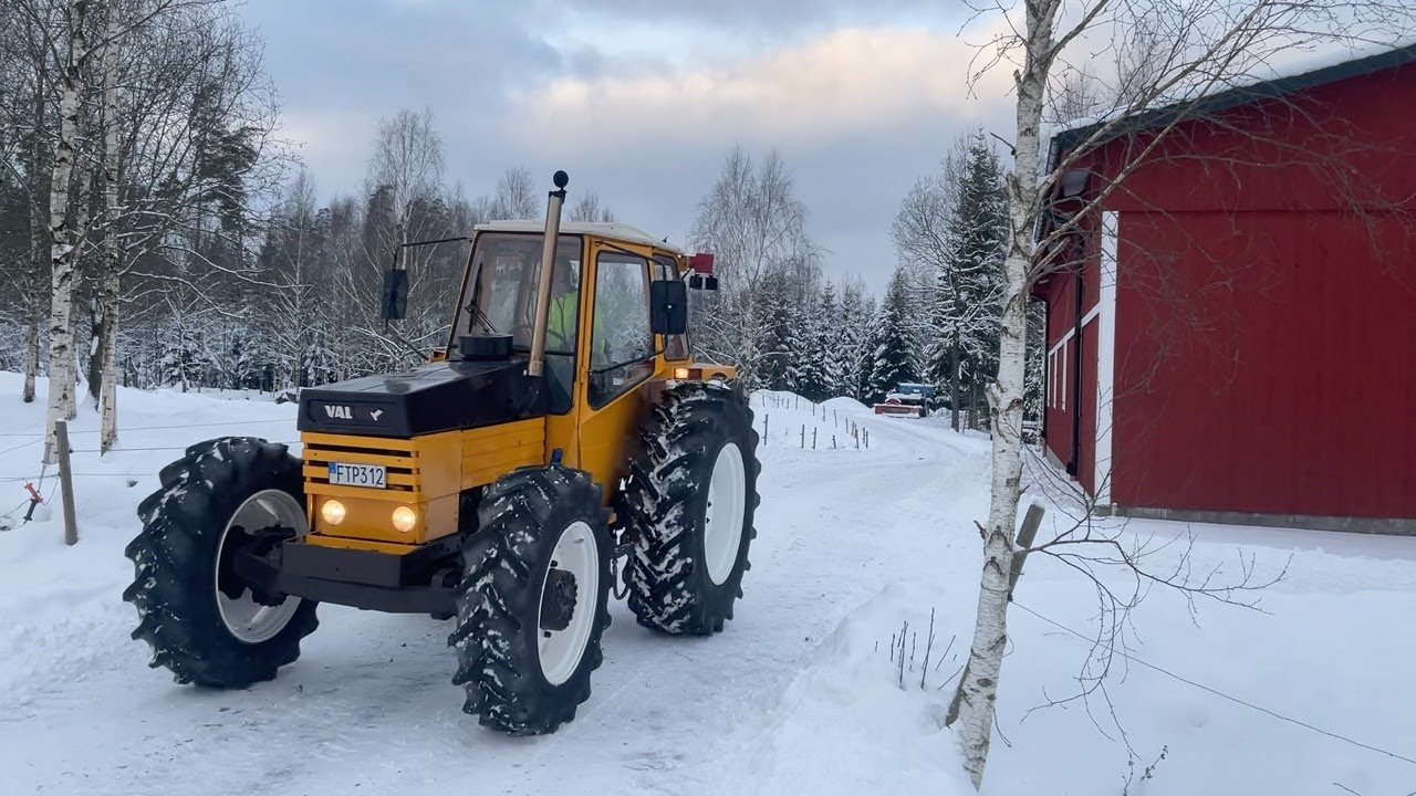Köp Traktor Valmet 802 på Klaravik
