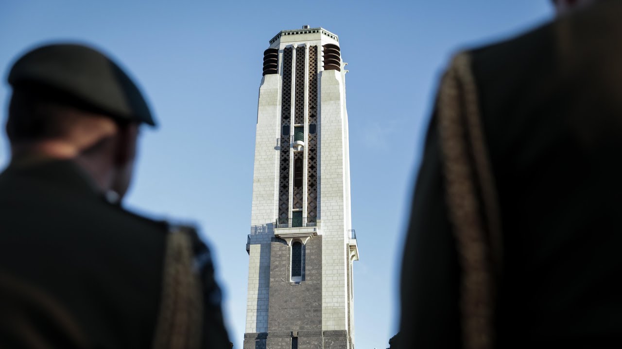 The Carillon plays again