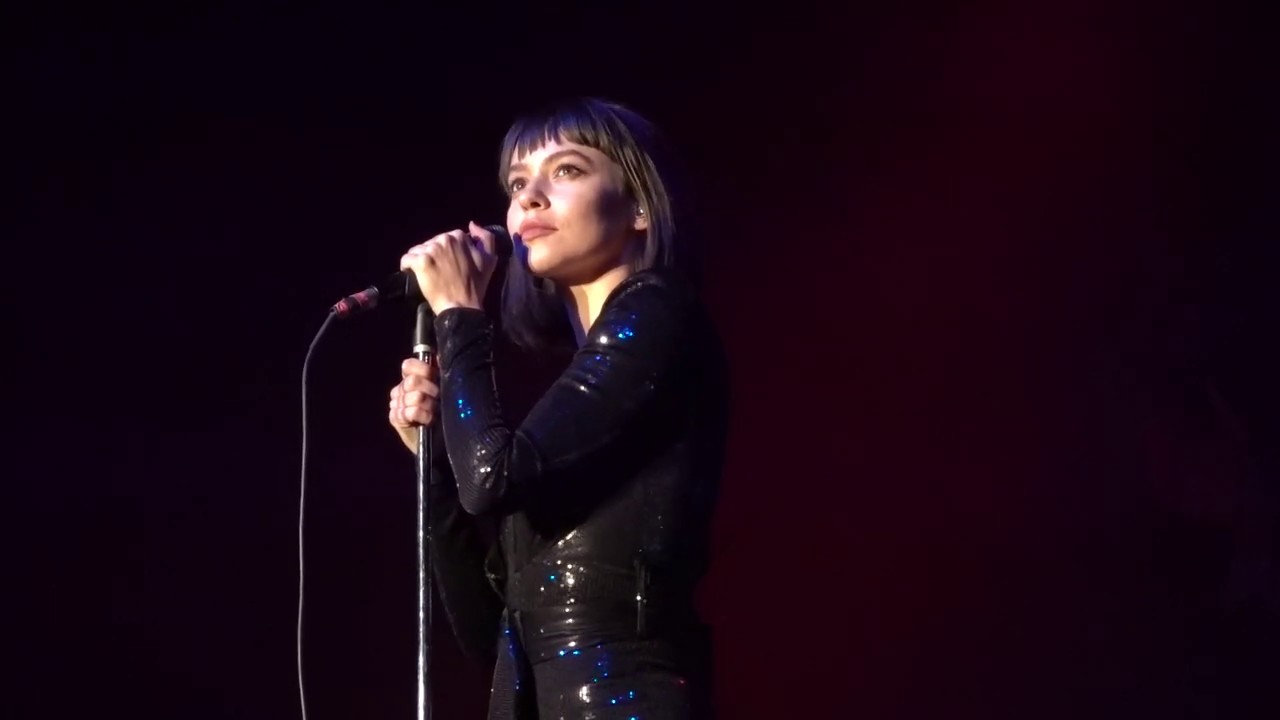 Meg Myers - Jealous Sea (Acoustic) LIVE HD (2018) KRAB Christmas Show Fox Theater