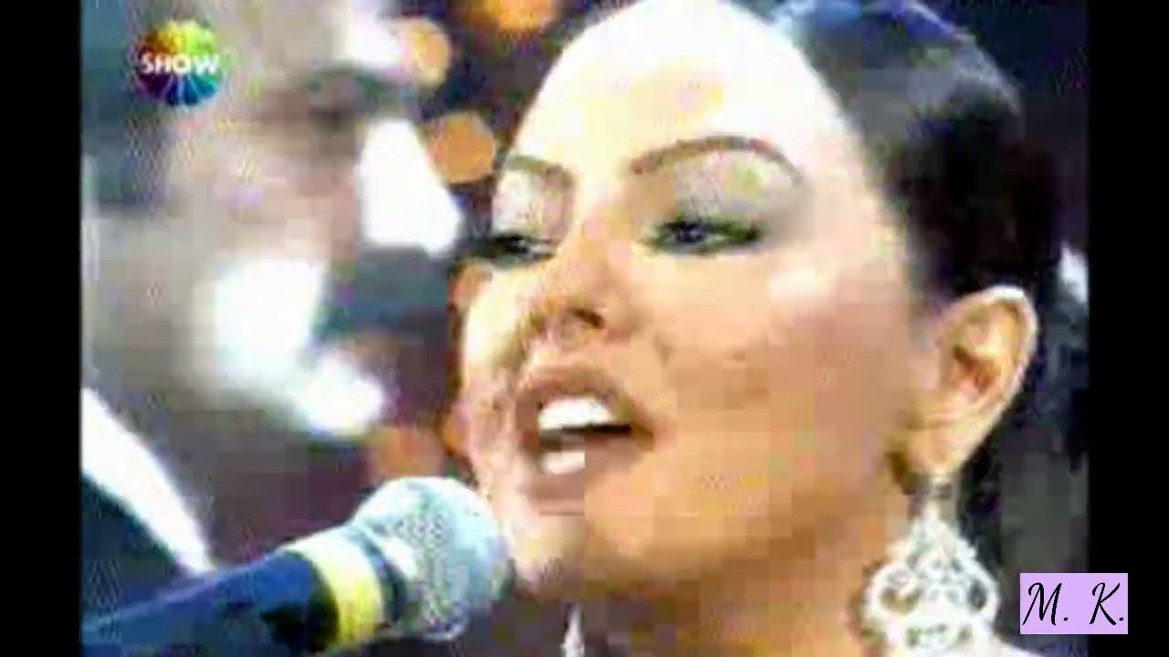 Ebru Gündeş-agora meyhanesi