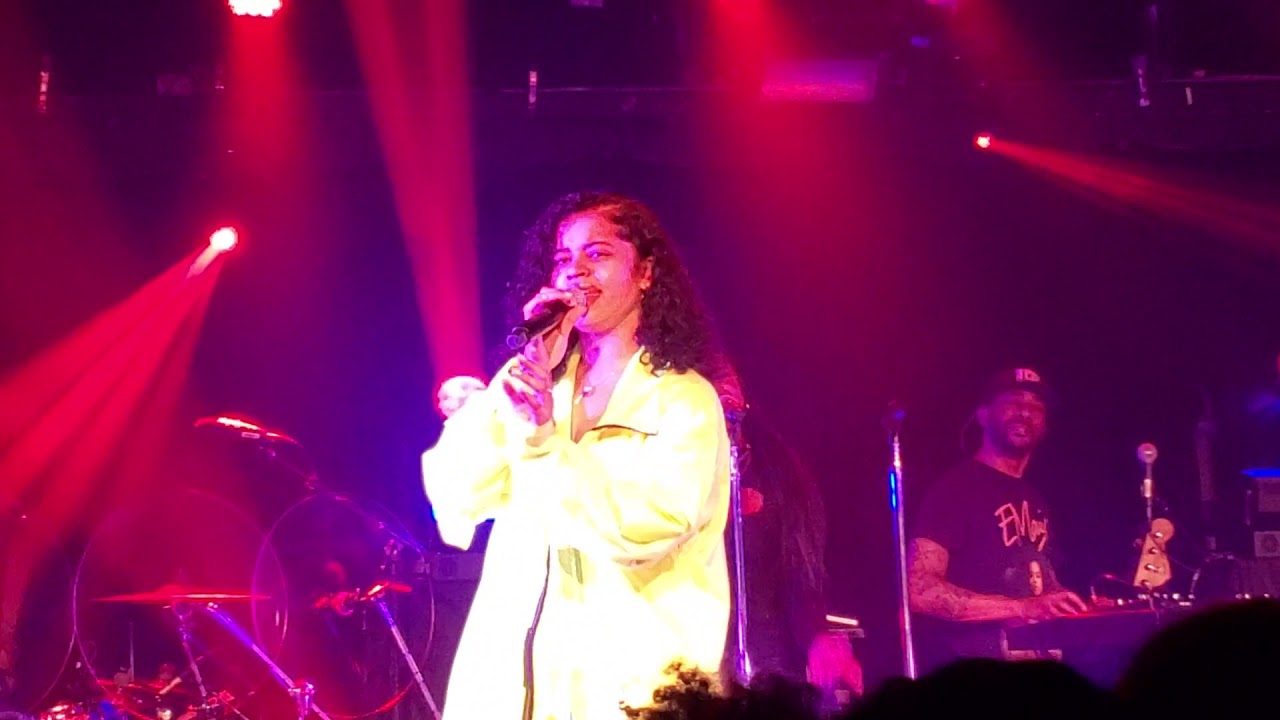 Ella Mai - Own It - Live at Baltimore Soundstage