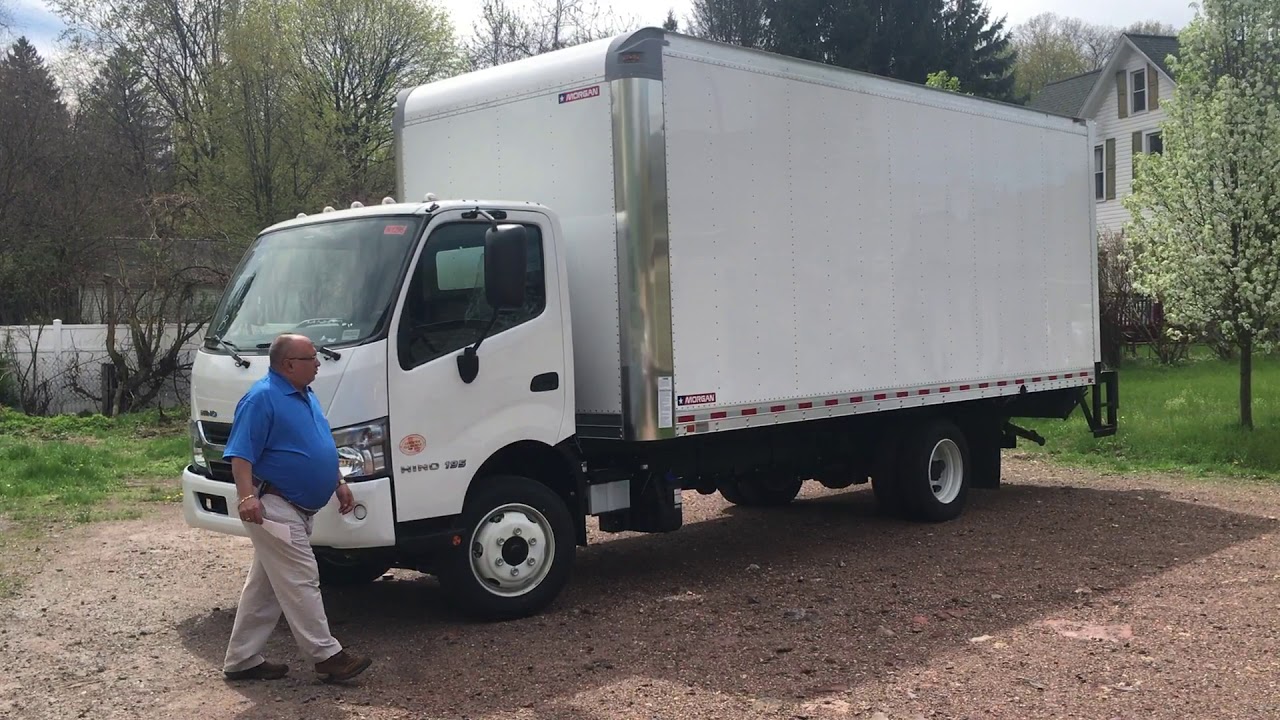 2019 HINO 195 BOX TRUCK