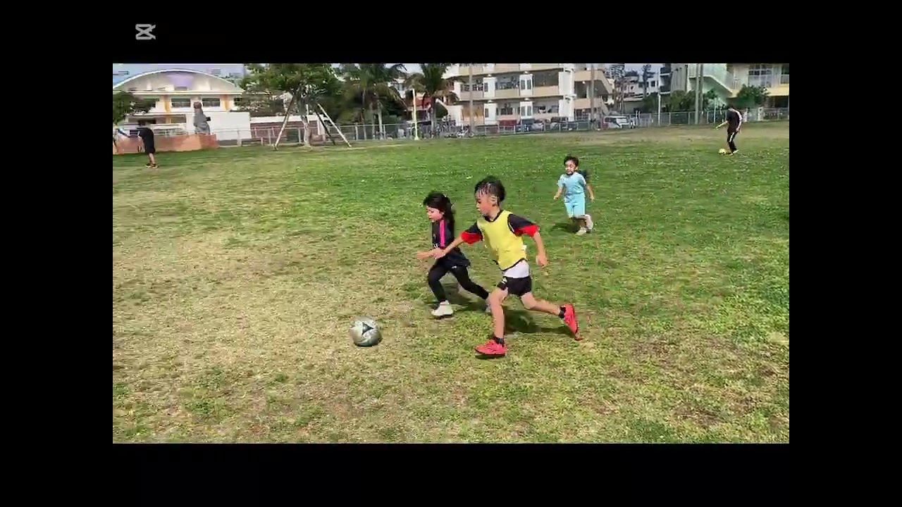 ２０２６年２月２２日のＭａｋｅＳｍｉｌｅサッカー教室　沖縄市　美東公園