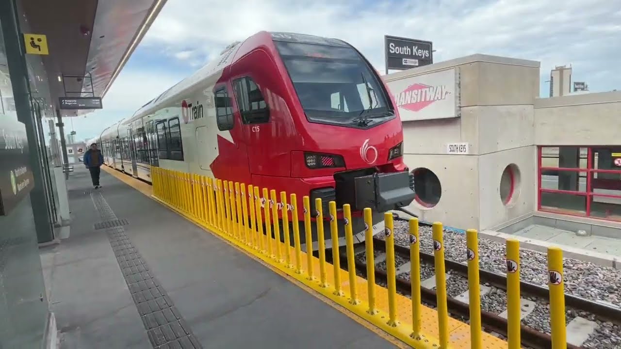 OTTAWA LINE 2 RIDE: LIMEBANK TO SOUTH KEYS WITH ANNOUNCEMENT MALFUNCTIONS