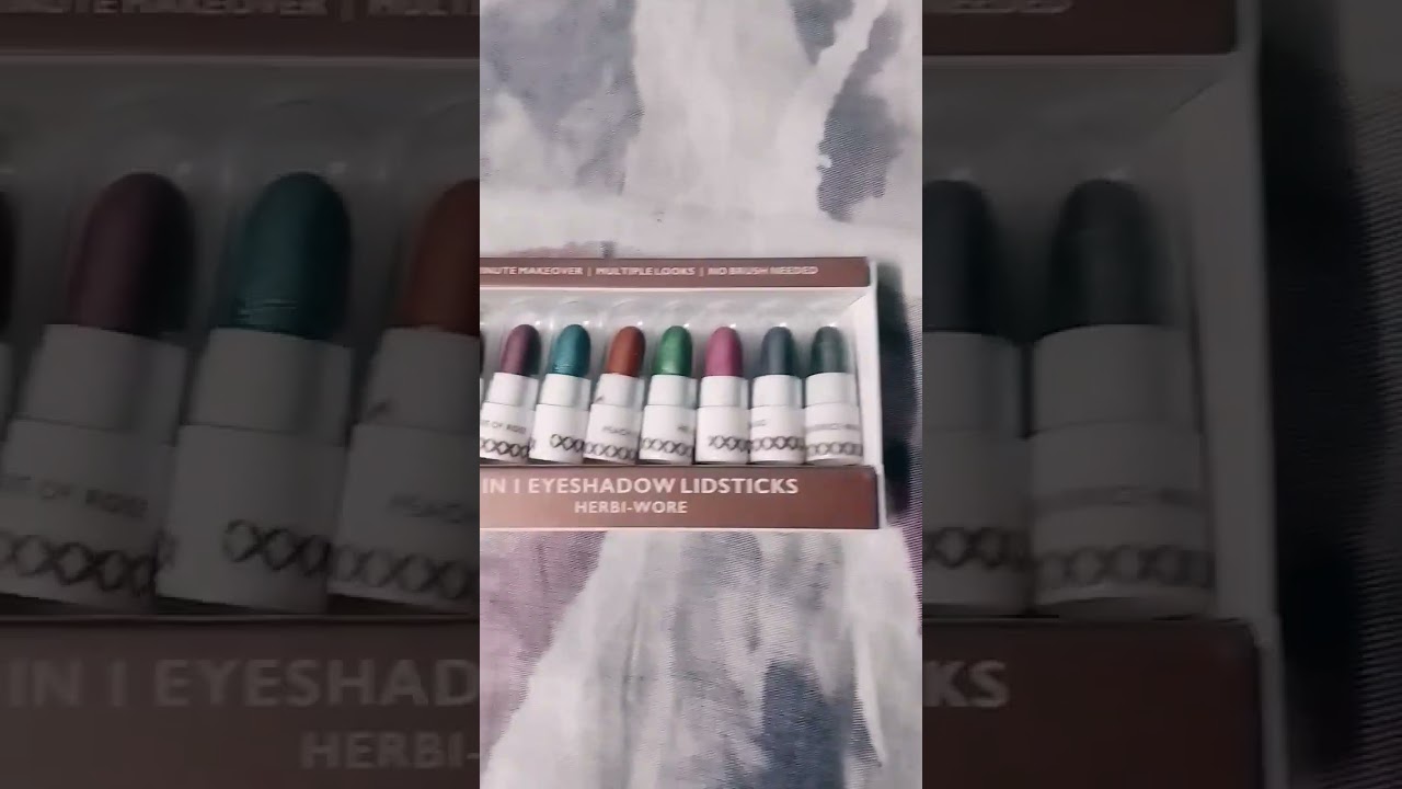 Just Herbs 8 in 1 Eyeshadow lidsticks(Smitten free trial pack).