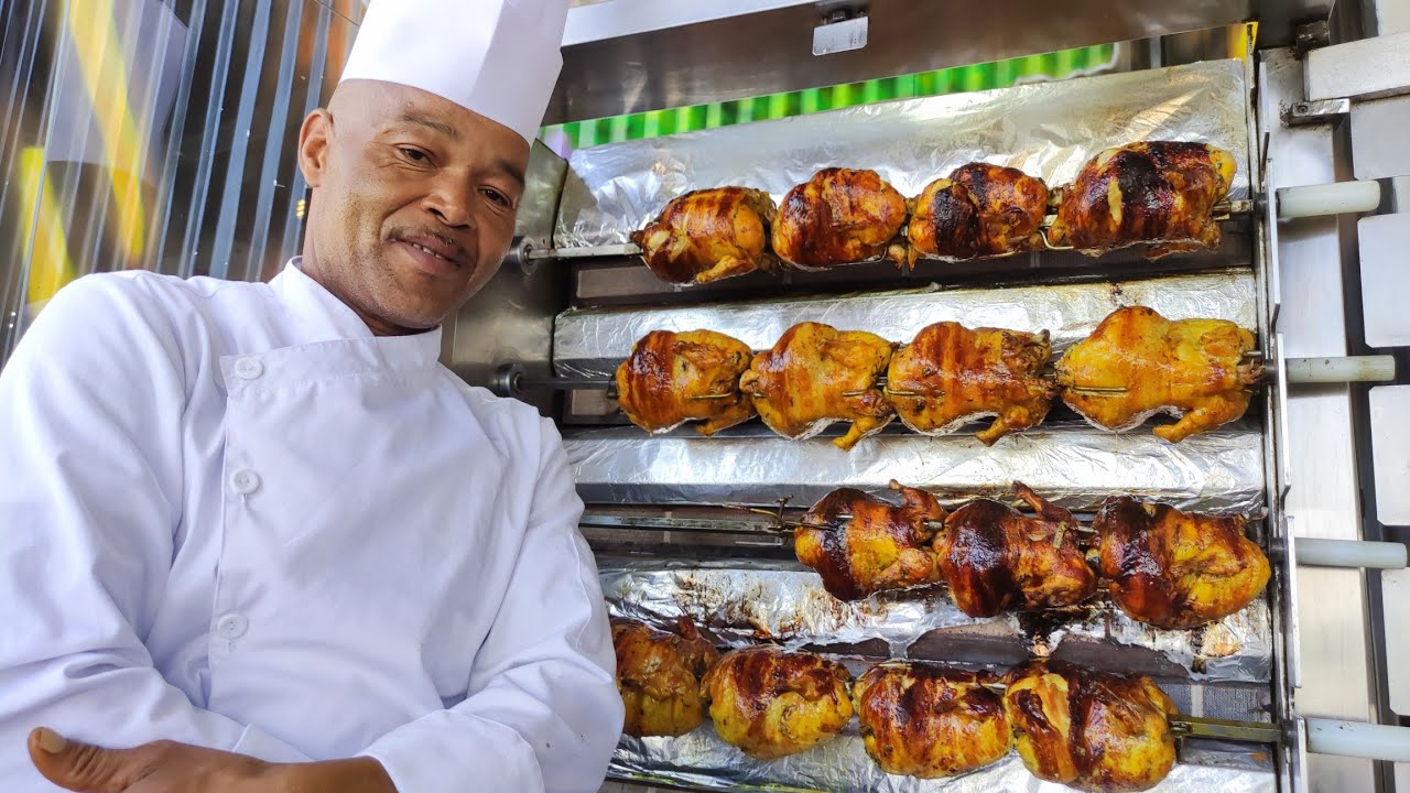 ها فين تاكل الدجاج المحمر والمبخر بالدغميرة  في مراكش. Poulet rôti au four à la marocaine
