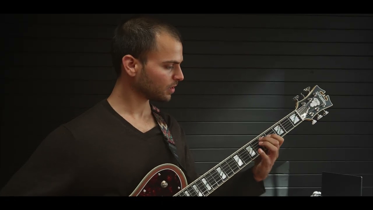 Yoav Eshed plays Bach's 
