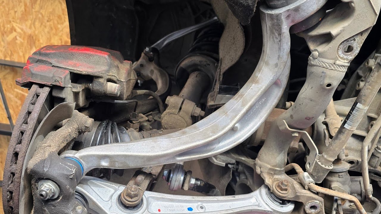 AUDI A4 B8 2010 GOD ZAMJENA SETA RAMENA