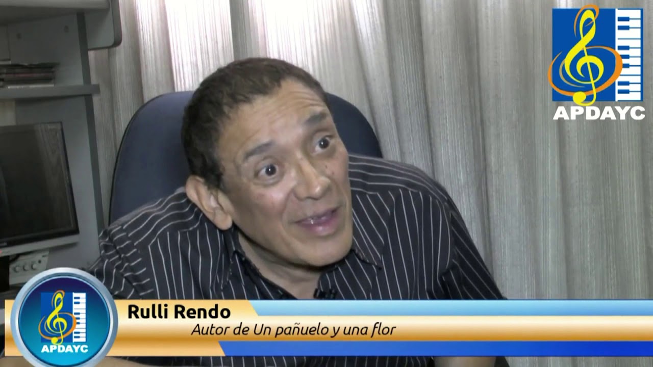 RULLI RENDO NOS CUENTA EL ORIGEN DE UN PAÑUELO Y UNA FLOR