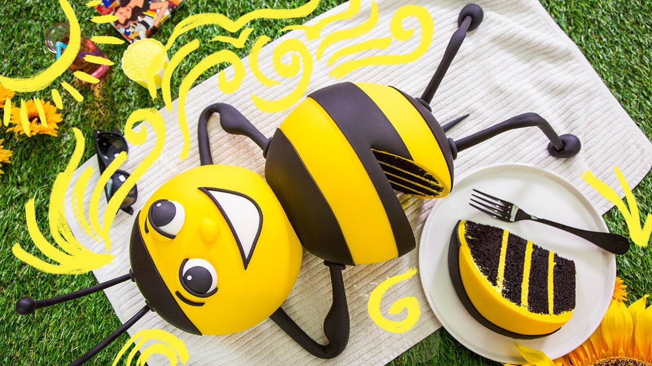 BUMBLEBEE CAKE!! | How To Cake It